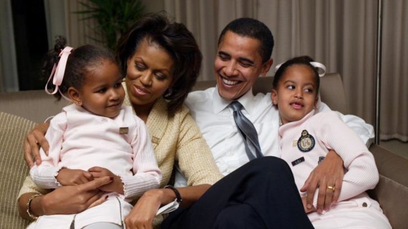 Sasha and Malia Obama: becoming young women in the White House