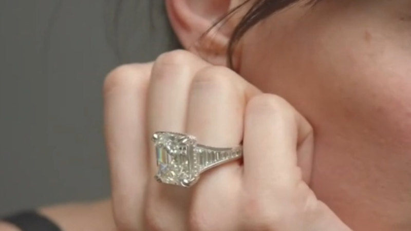 Australia's largest diamond ring to be auctioned