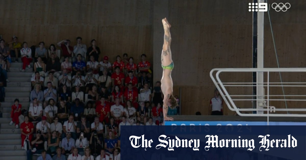 Video Strong second dive from Australia's Cassiel Rousseau in men's