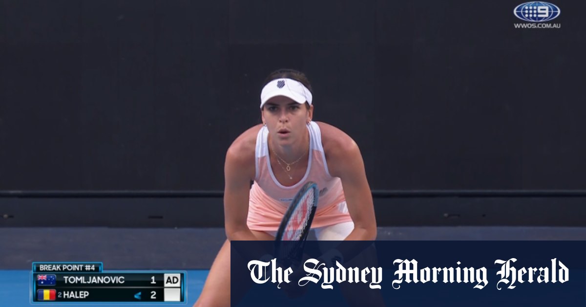 Video: Australian Open: Simona Halep v Ajla Tomljanovic