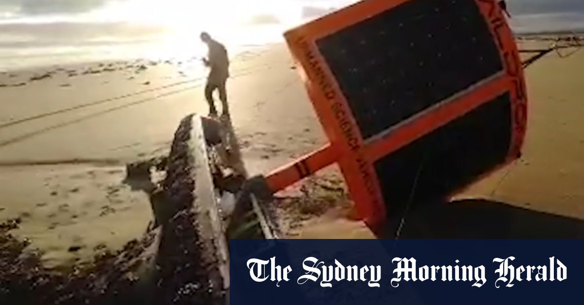 Video: Unidentified floating object washes up on Victorian beach