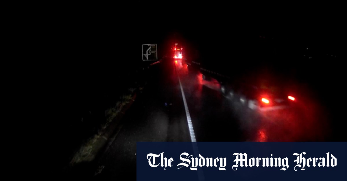 Moment truck crashes into Loreto College school bus, injuring dozens of schoolgirls