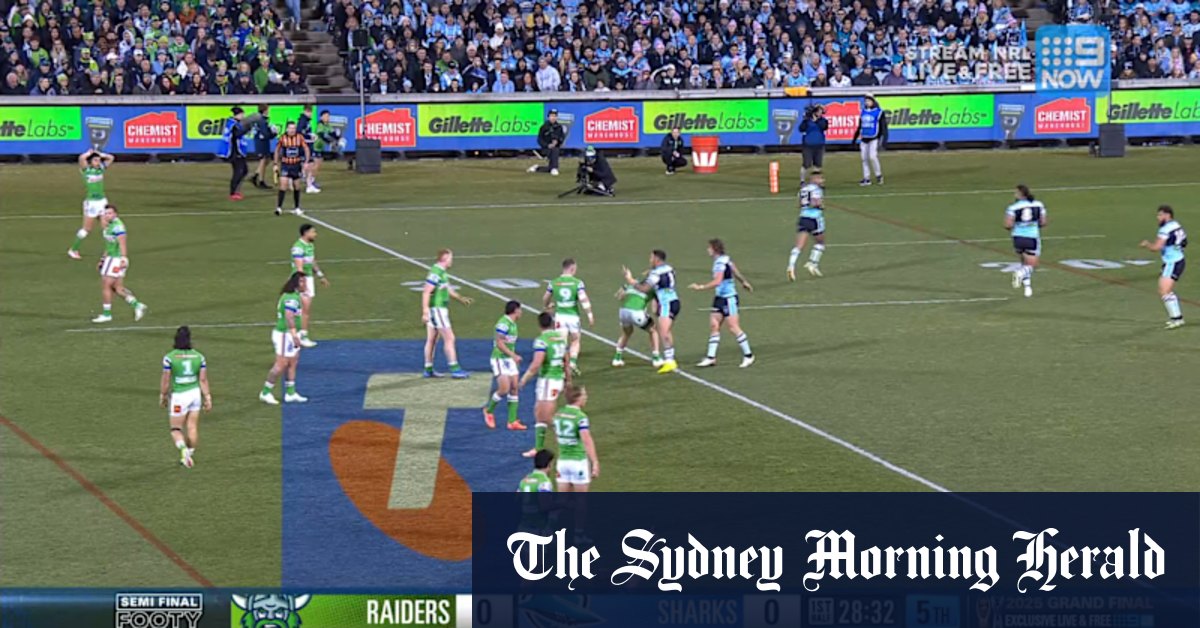 Video: NRL Highlights: Raiders v Sharks