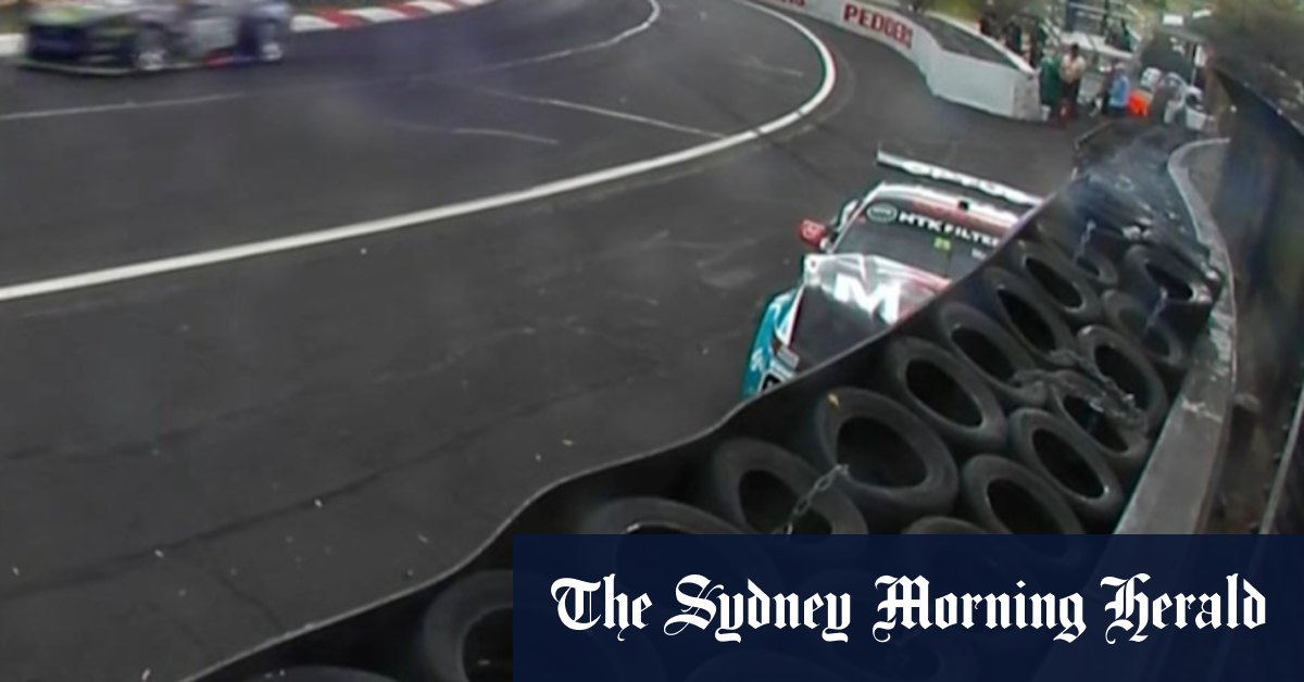 Mostert hits the wall