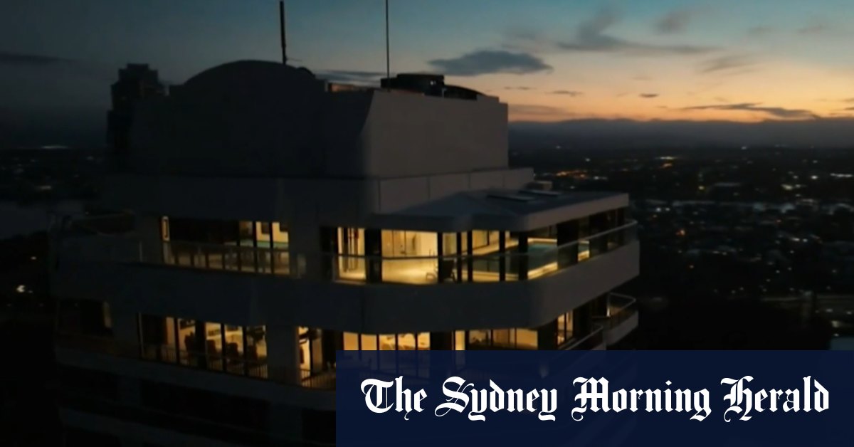 Australian real estate billionaire’s Gold Coast holiday home for sale