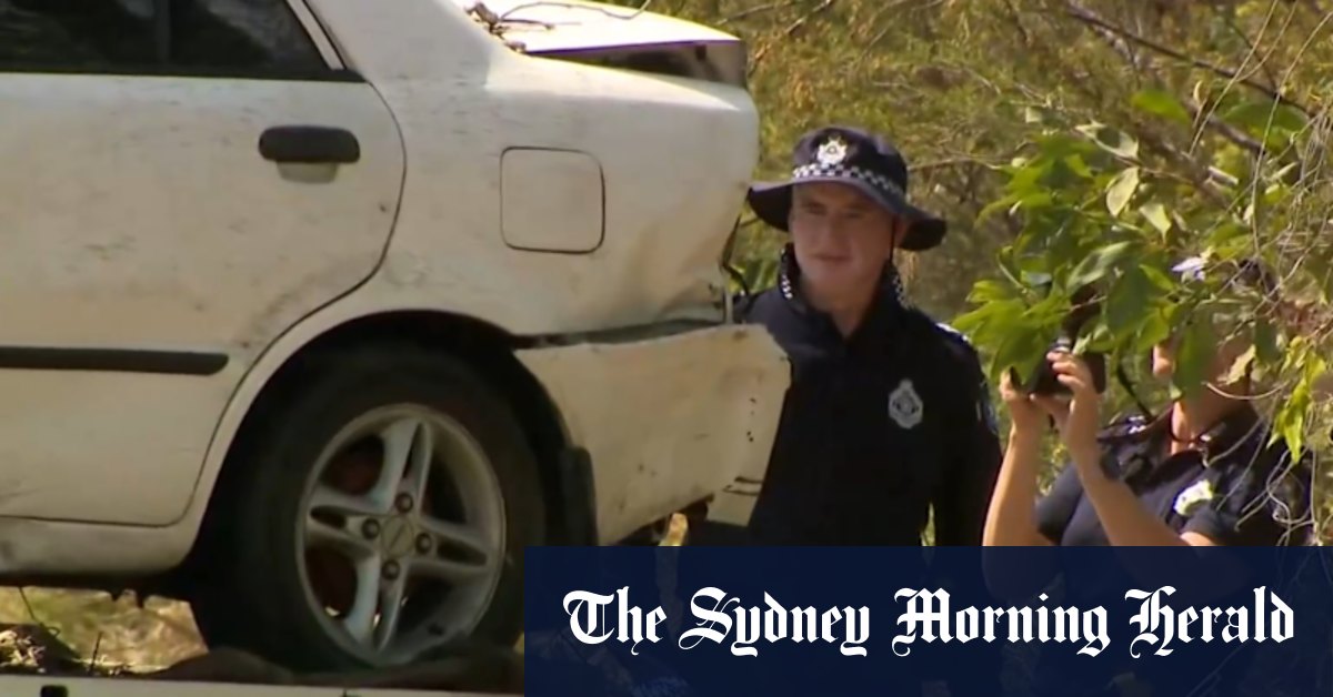 Toddler dead, another in hospital after car crash on northern Gold Coast