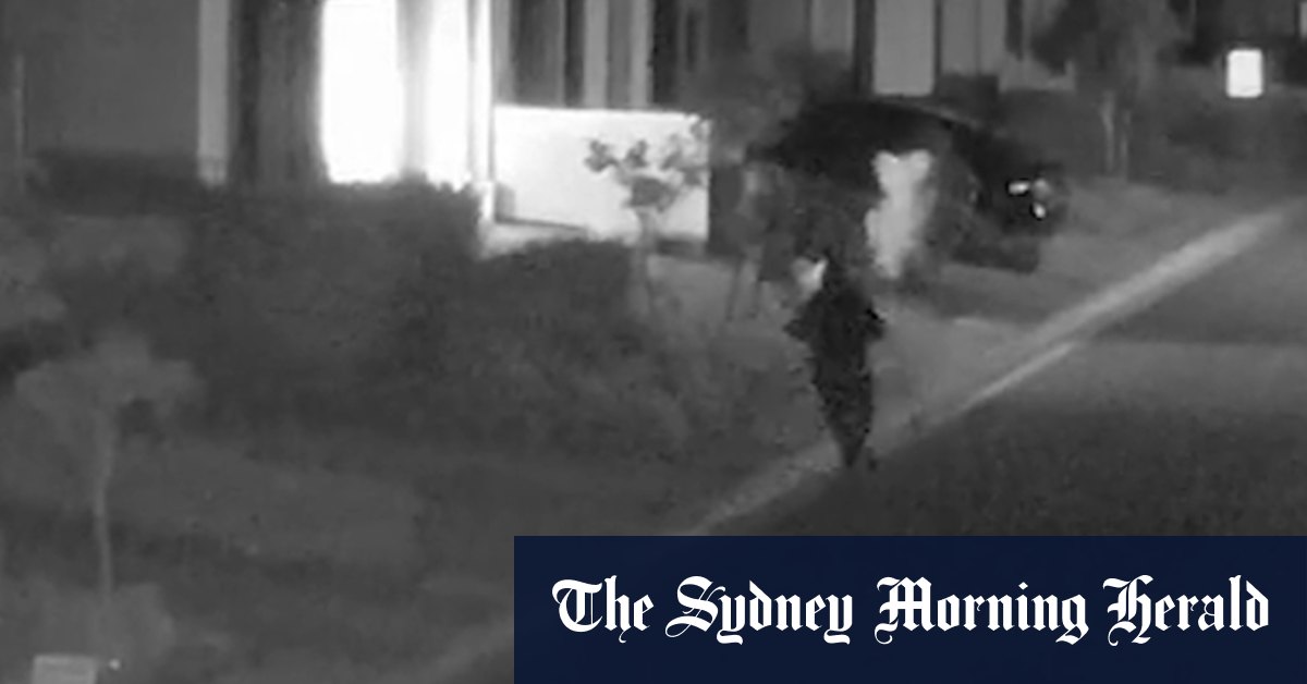 Video: CCTV reveals Gold Coast bikie Shane Bowden 'shot ...
