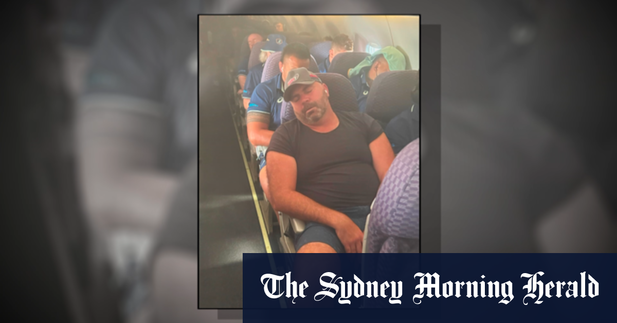 Commentator Shot: Live Broadcast Interrupted by In-Flight Incident - News Directory 3
