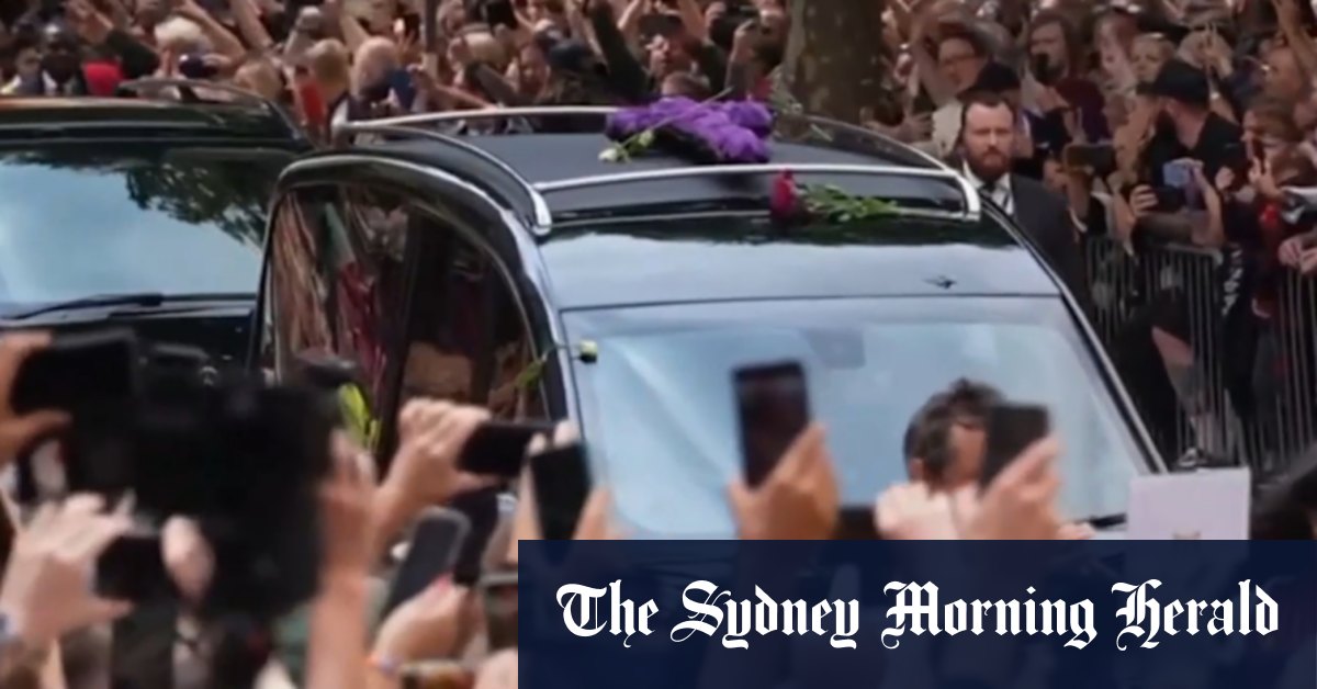 Birmingham's Emotional Farewell to Ozzy Osbourne - News Directory 3
