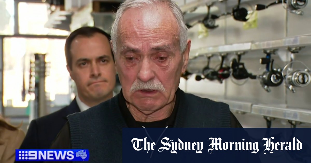 Closure fears for tackle shop as algal bloom crisis continues