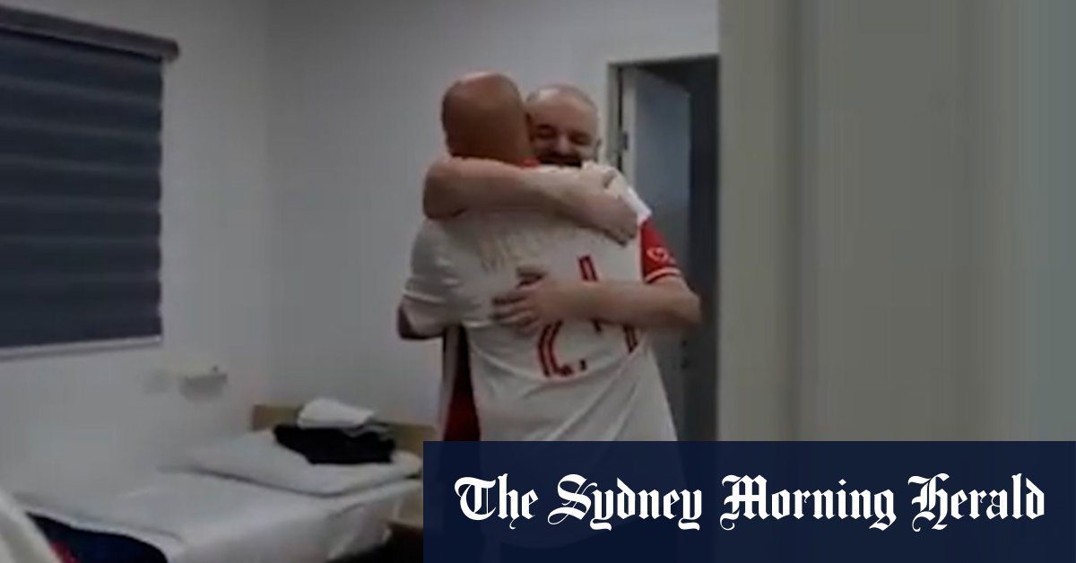 Eitan Horn Reunites with his brother