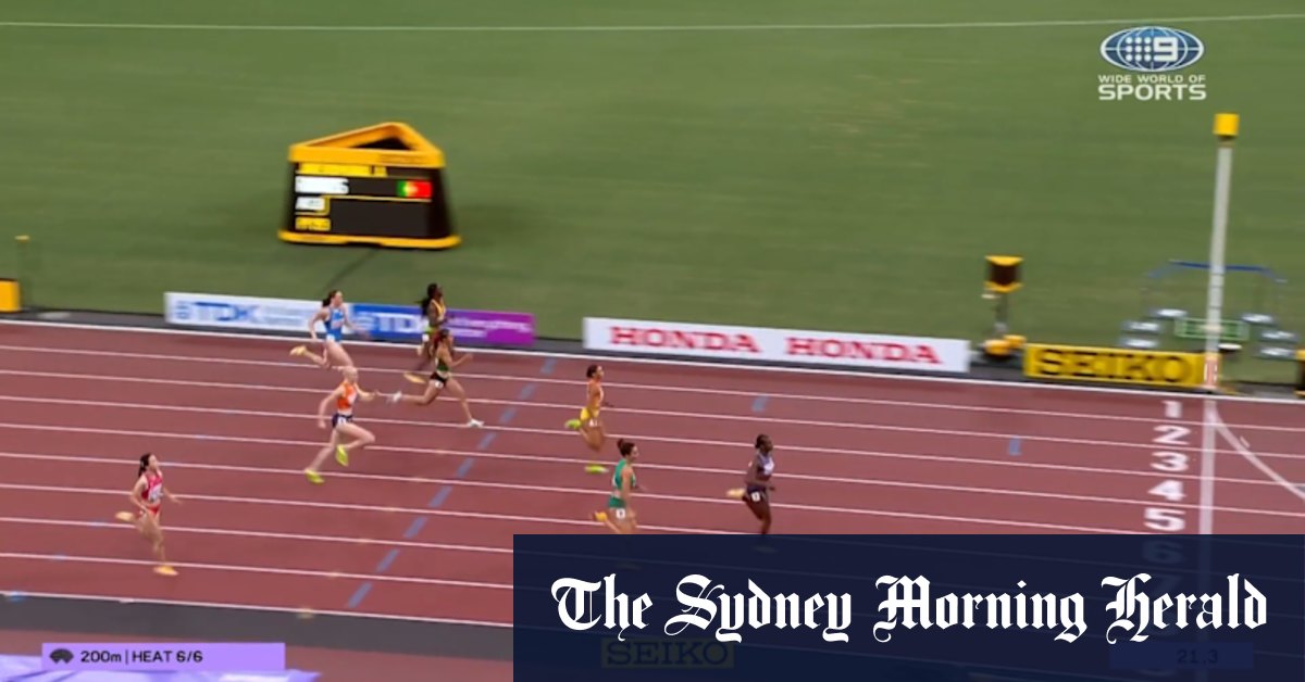 Lewis advances to semis with PB