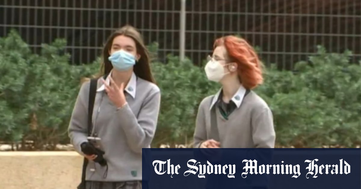 SA Government continues face mask mandate in high school classrooms