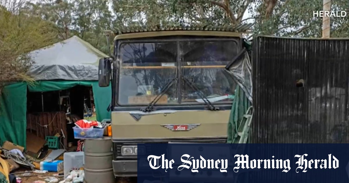 New images emerge of accused gunman Dezi Freeman’s bus
