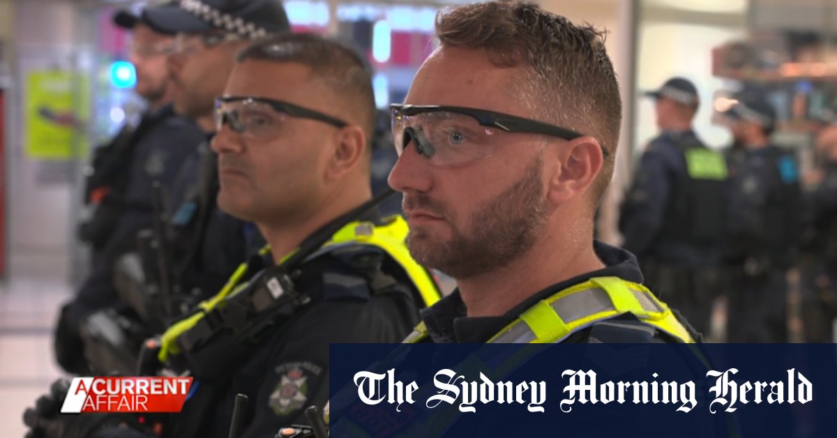 Video: Exclusive look inside Victoria Police's elite public order ...