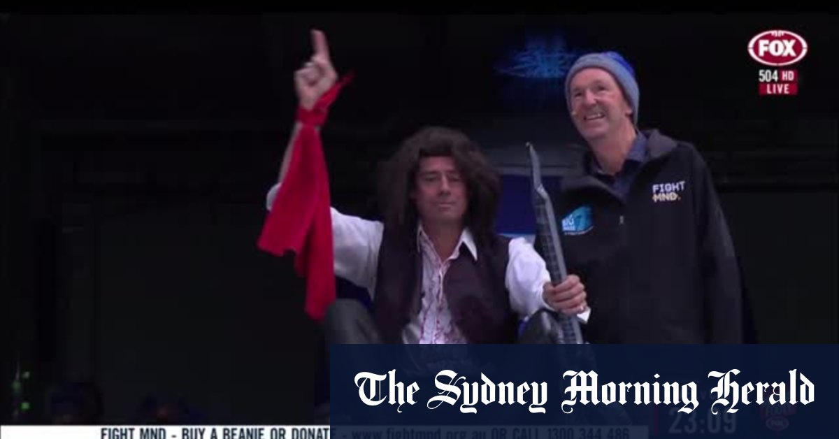 Video: McLachlan steals show dressed as Meat Loaf at Big ...