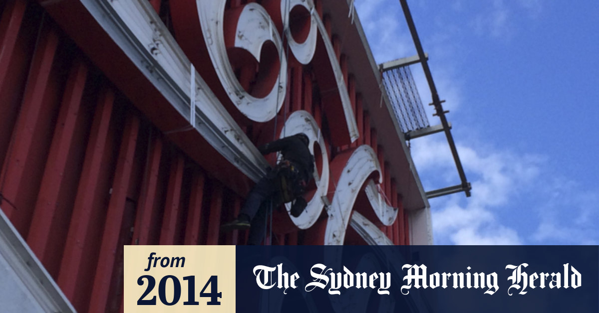 Kings Cross Coca Cola Sign To Get A Facelift After 40 Years