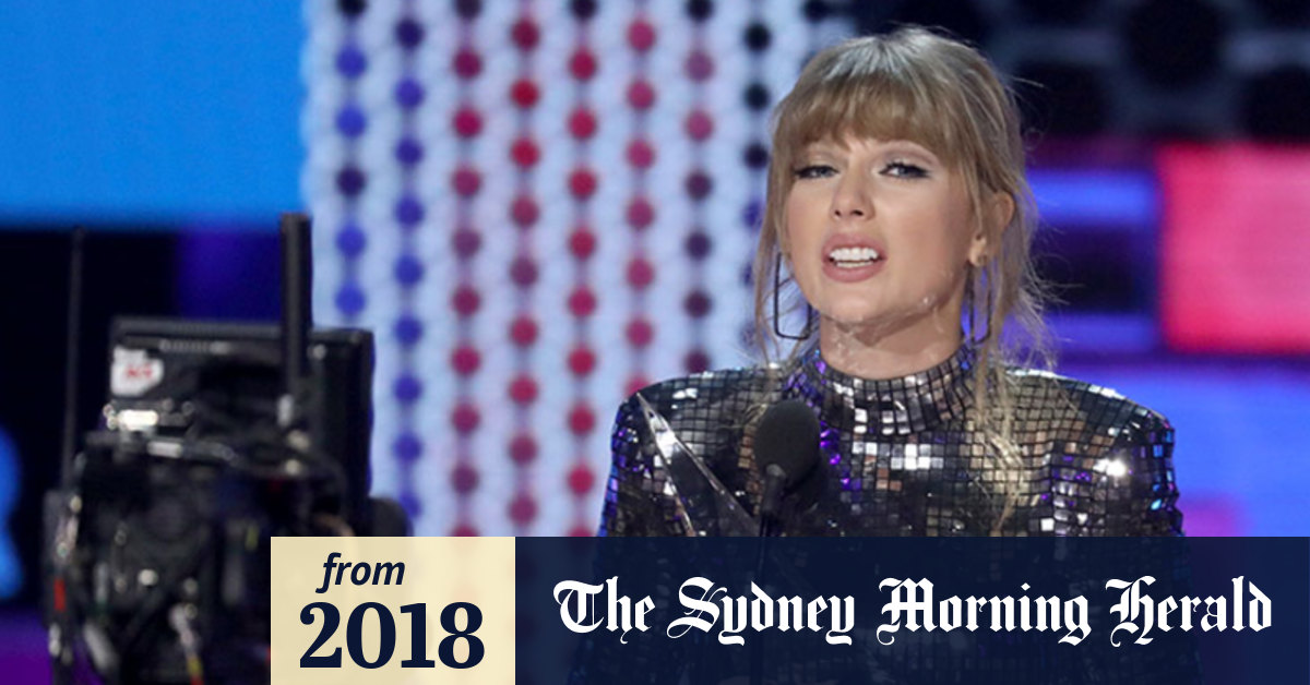 Video: Taylor Swift's on-stage politics