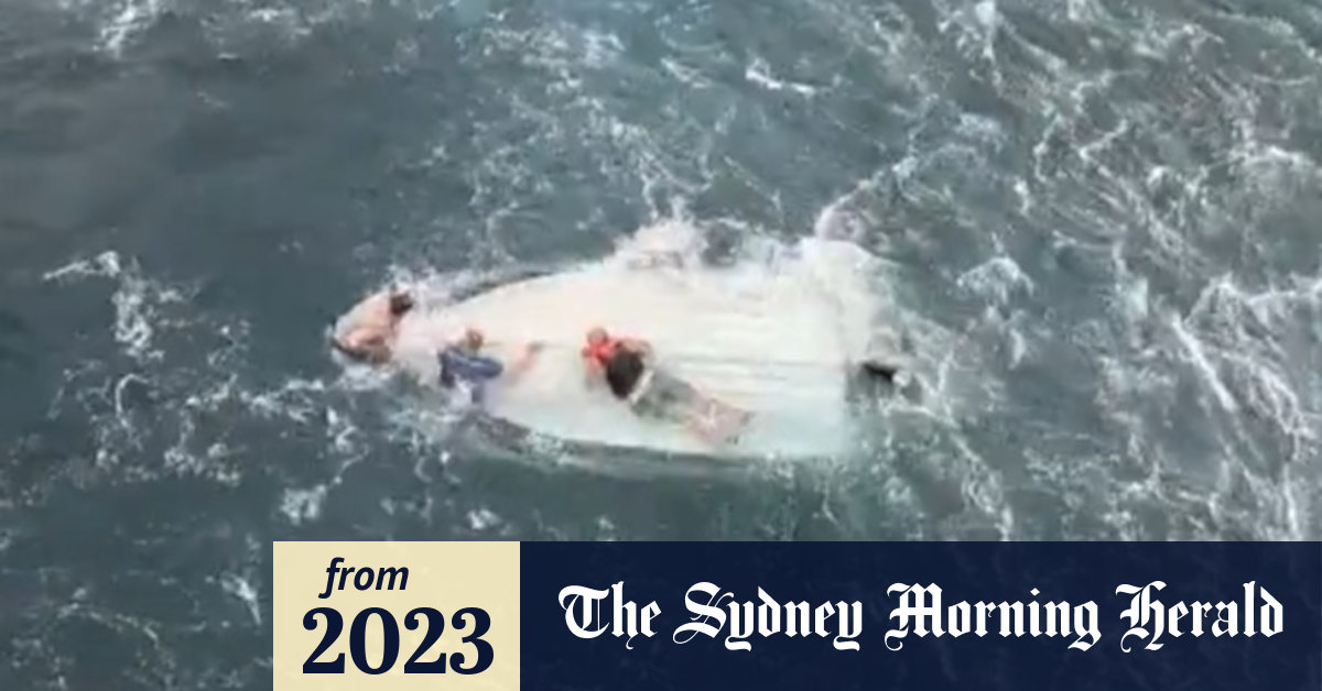 Video: Three men saved after freak boating accident