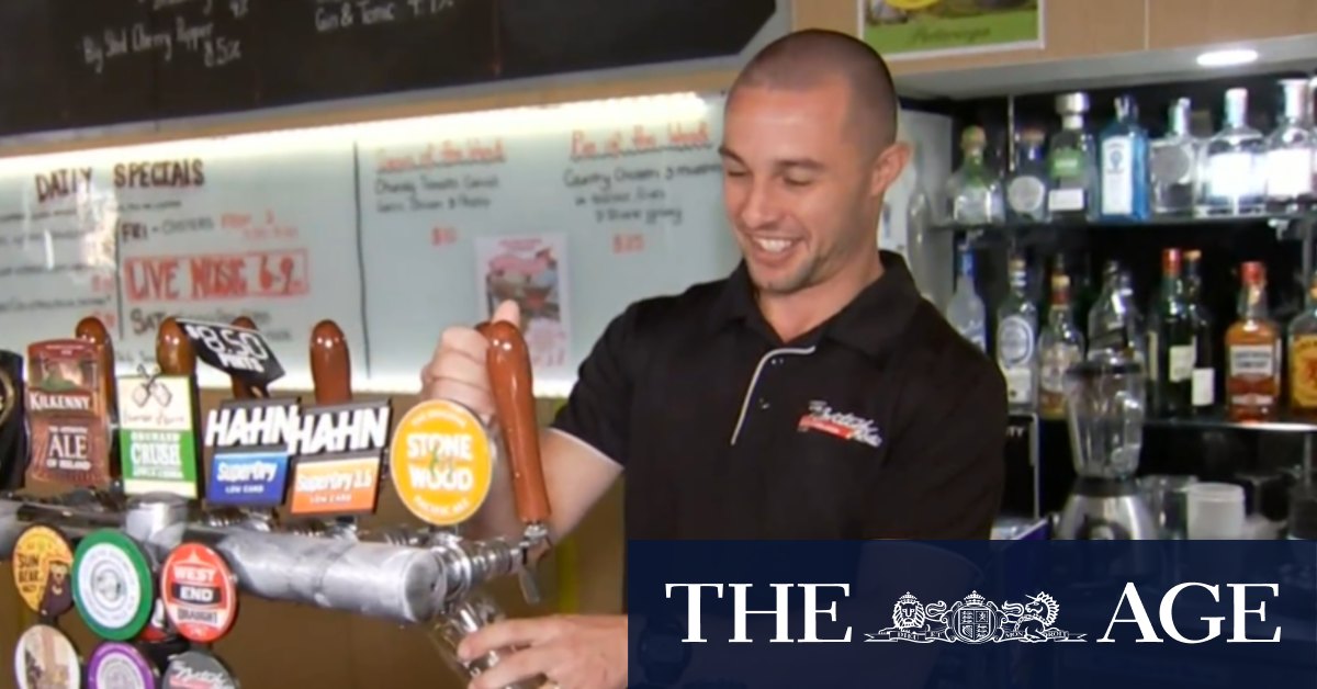 Easter holiday penalty rates force pubs and restaurants to shut