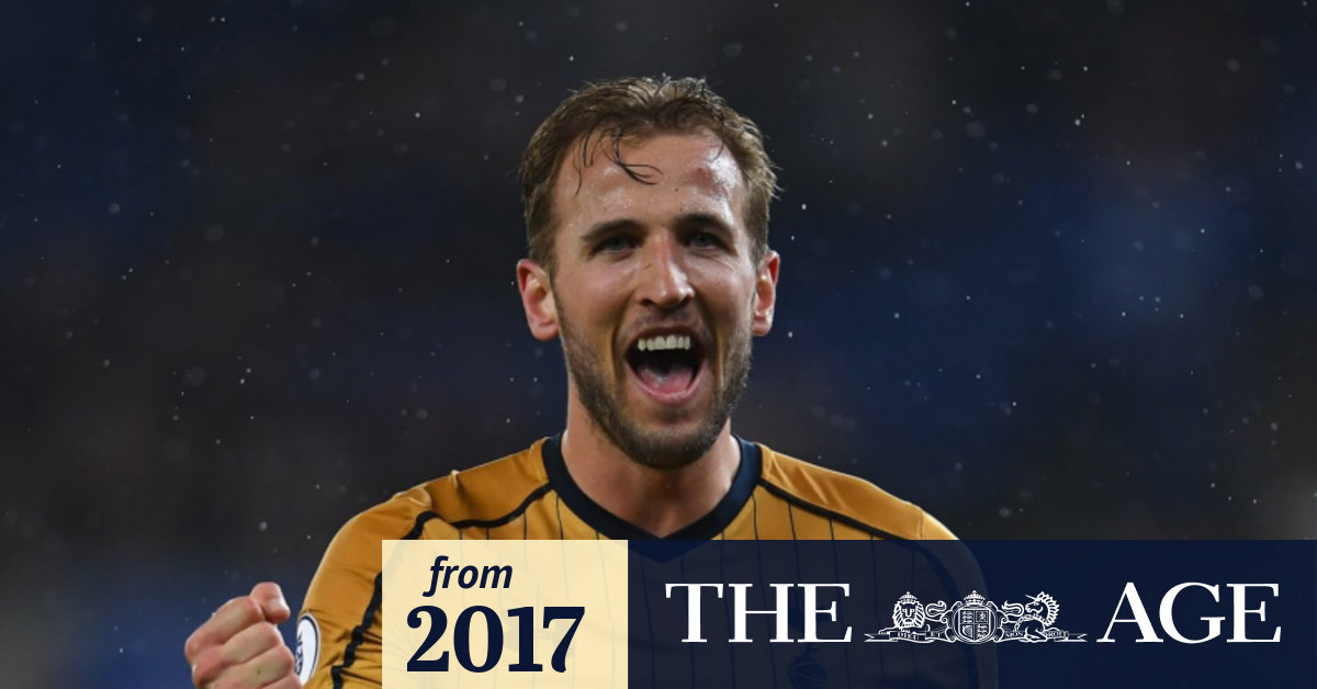EPL 2017: Tottenham striker Harry Kane scores four as Spurs smash Leicester City