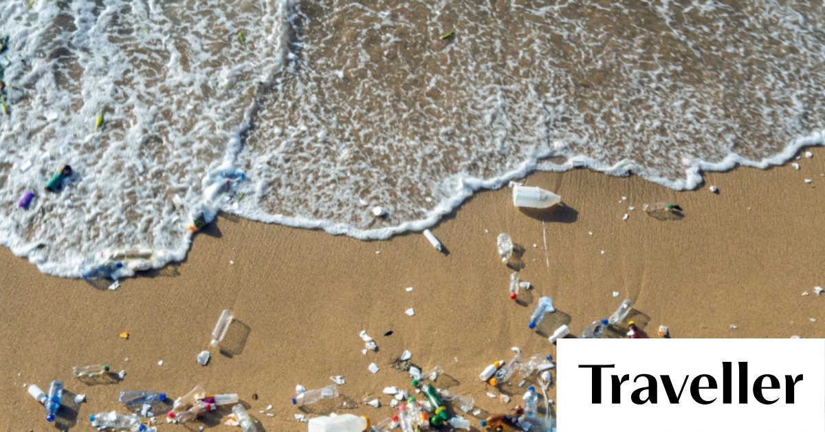 Plastic pollution in oceans What can travellers do about it?