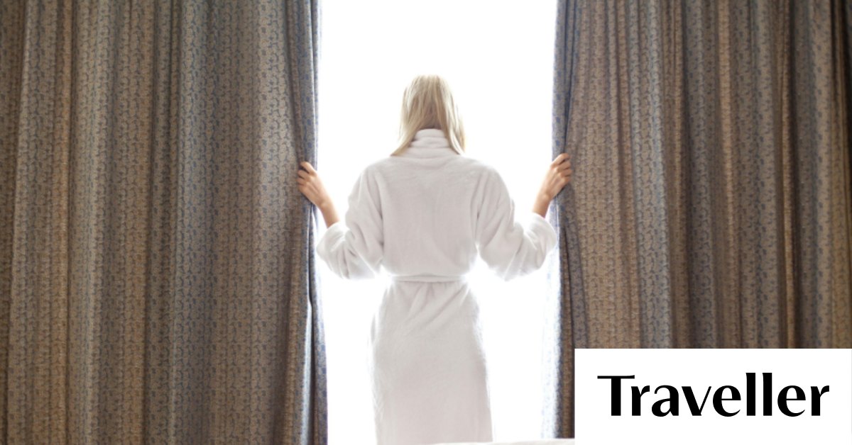 Stealing items from hotel rooms Light bulbs, batteries and Bibles