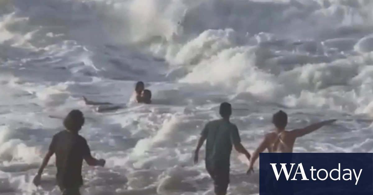 Video Prosurfer saves stranger from drowning in Hawaii