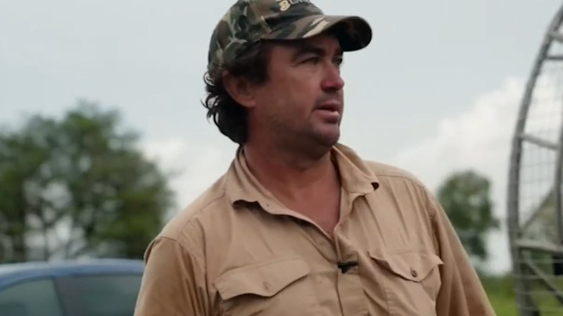 Matt Wright offered $10,000 to injured pilot's family, court hears