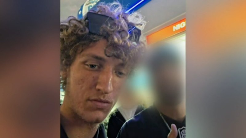 Man accused of Adelaide child abduction granted bail