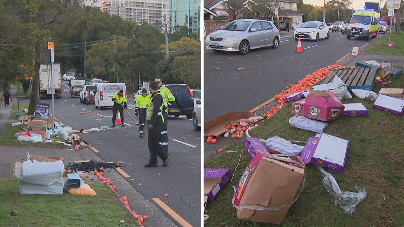 Truck's fruit spill shuts down Sydney road lane