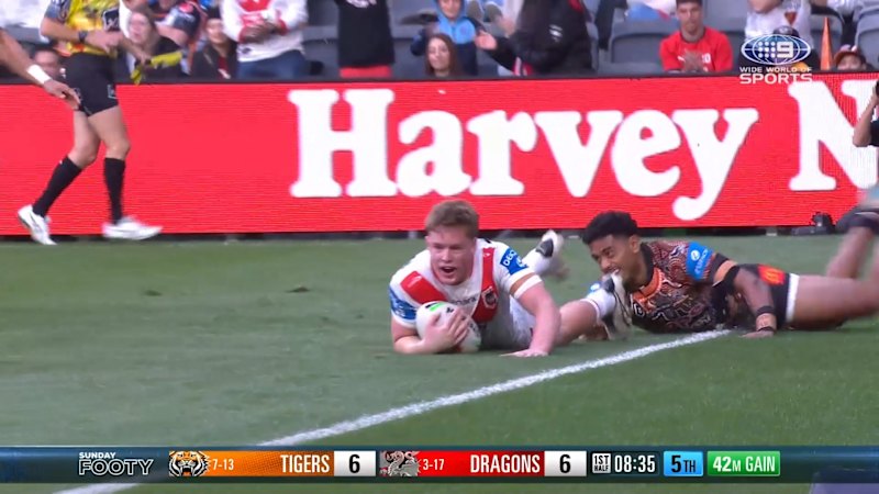 Hamish Stewart scores a standout try as Young Dragons beat Doueihi