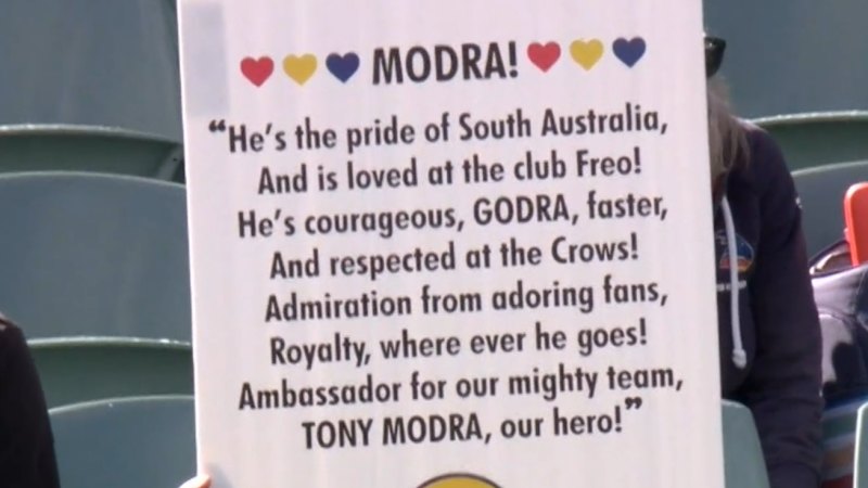 AFL legend Tony Modra undergoes extensive facial surgery after crash