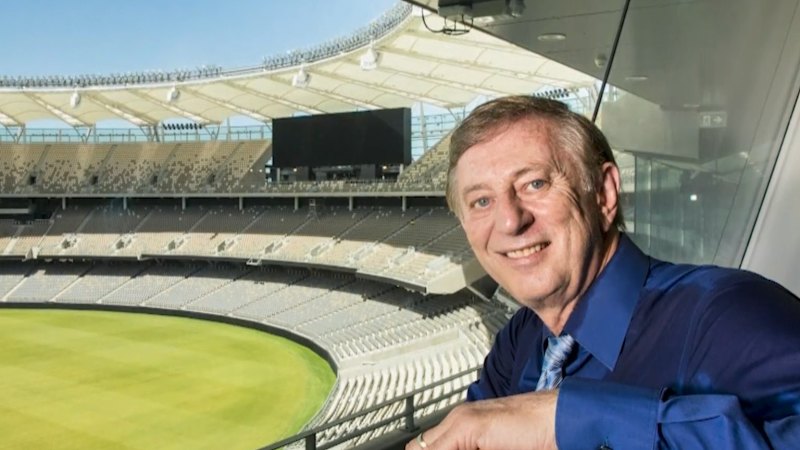 Broadcast legend Dennis Cometti honoured in state memorial
