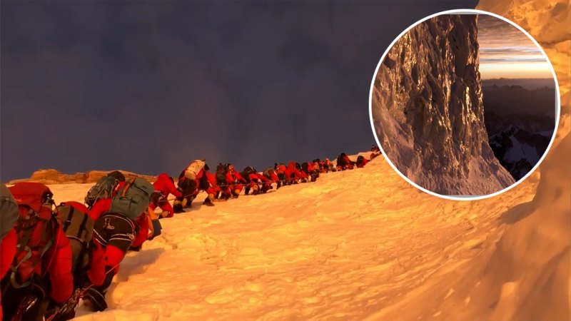 K2'de dağcı kalabalığı