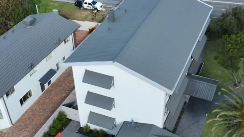 Gina Rinehart buys $8 million apartment block, names it after Ben Roberts-Smith