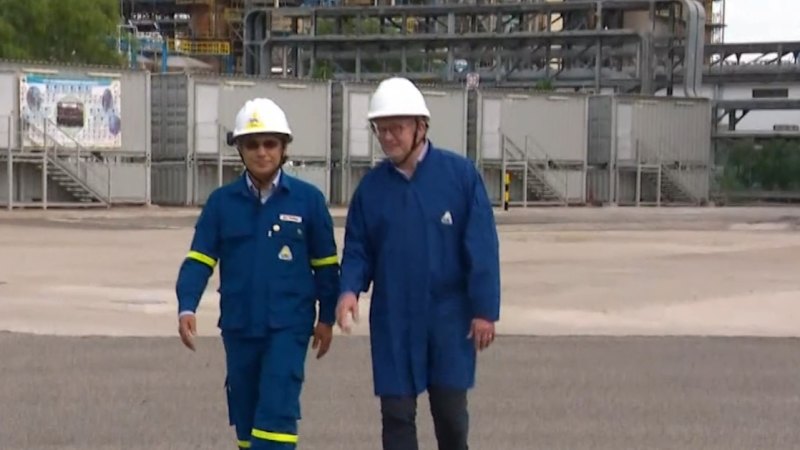 PM strikes critical fuel deal with Singapore