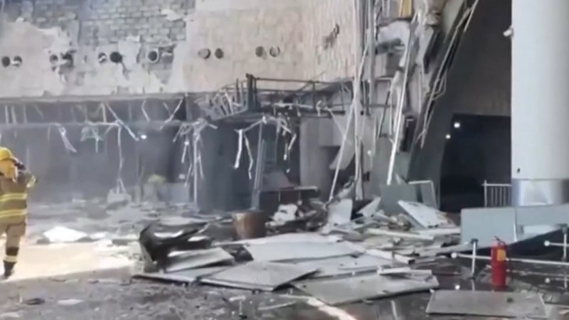 İran, Kuveyt'te ölümcül saldırı başlattı