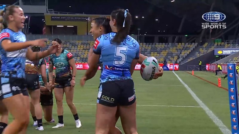 Tiana Penitani Gray scores as Cronulla Sharks open against North Queensland Cowboys