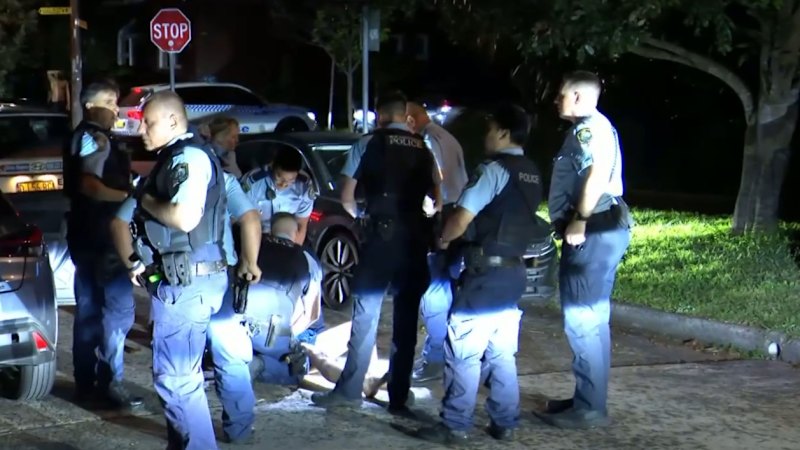 Man charged after wild pursuit through Bondi