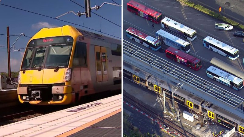 Sydney rail strike delayed by a day