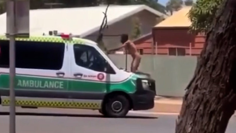 Kalgoorlie man arrested after headbutting ambulance