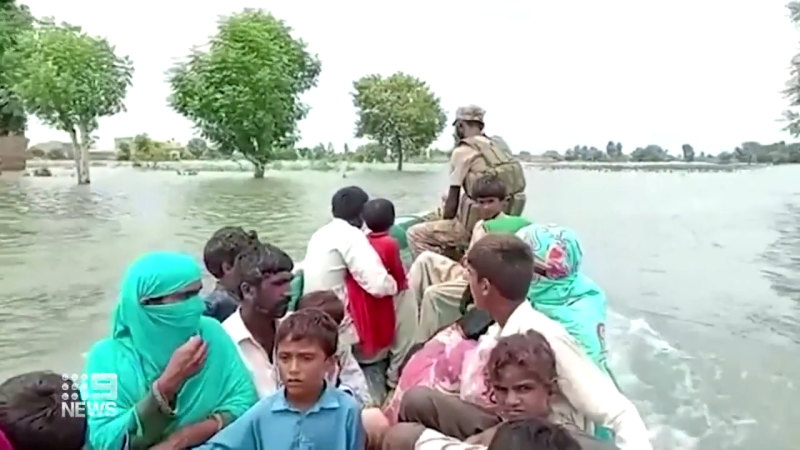 Pakistan'da sel felaketi derinleşiyor