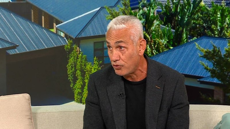 Real estate agent sounds property market warning