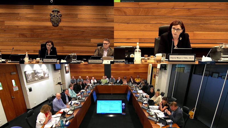 Tension at the December 2023 Redland City Council Meeting.