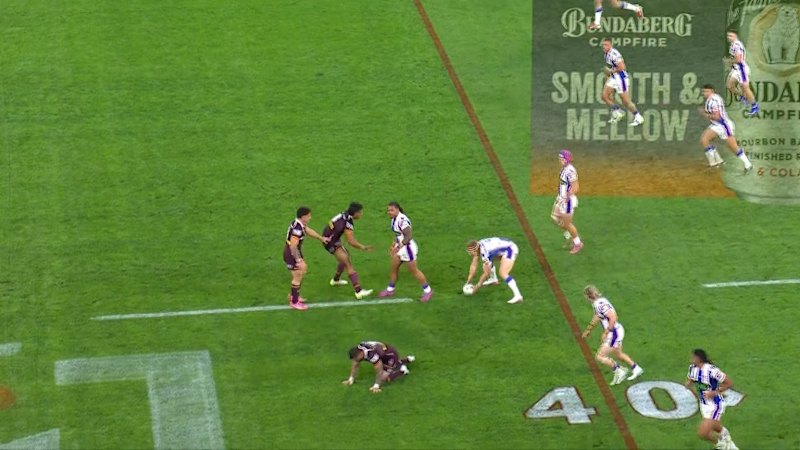 Adam Reynolds taken for HIA after heavy collision with Greg Marzhew