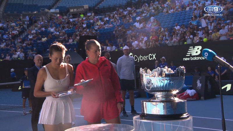 Awkward moment as doubles runners-up handed wrong trophies