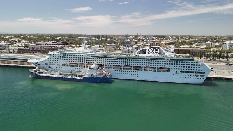 P&O sets sail on its final cruise from Australia