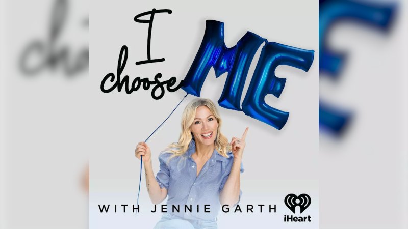 Jennie Garth and Peter Facinelli discuss divorce and co-parenting on podcast