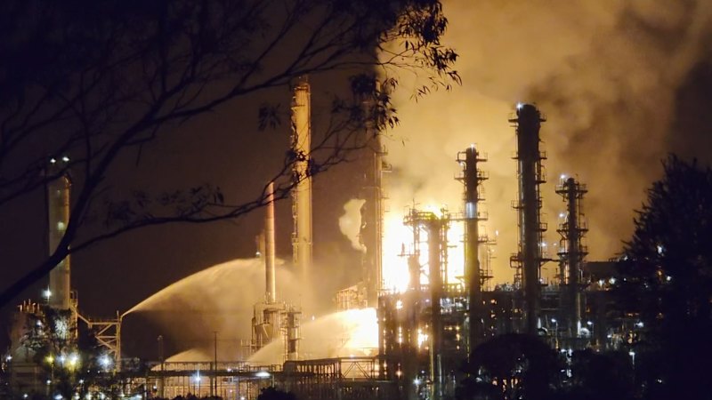 Fuel prices fall despite refinery fire